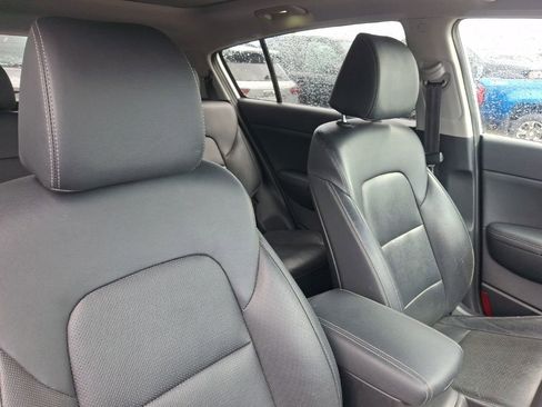 Used 2019 Kia Sportage EX w/ Option Group 040 AWD/4WD image 12