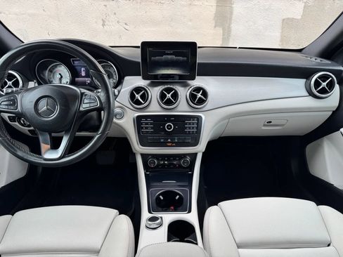 Used 2017 Mercedes-Benz GLA 250 image 26