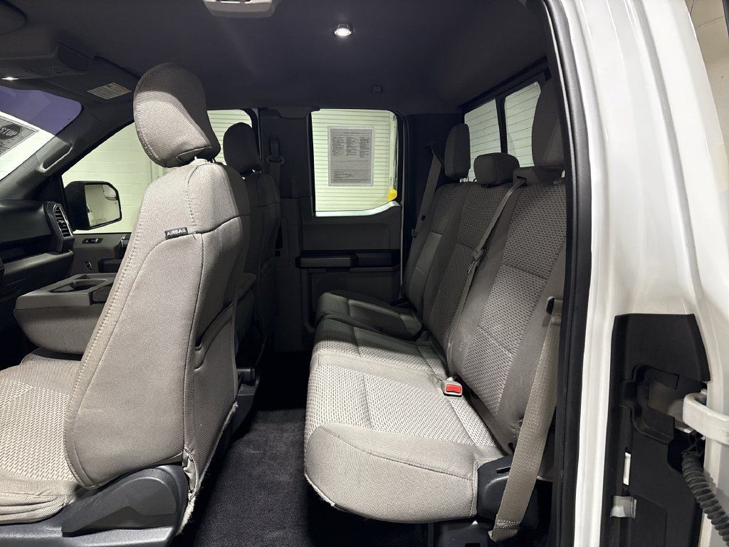 Used 2016 Ford F150 XLT w/ Equipment Group 301A Mid RWD image 22