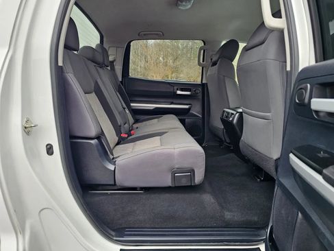 Used 2014 Toyota Tundra SR5 w/ SR5 Upgrade Package image 13