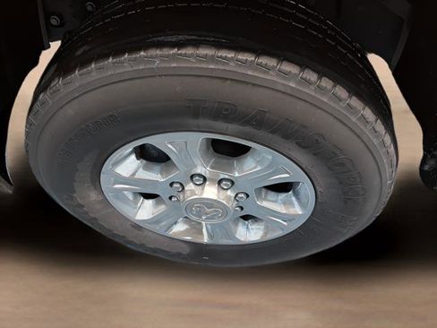 Used 2024 RAM 2500 Big Horn image 11