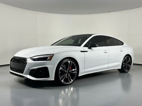 Used 2025 Audi S5 Premium Plus image 3