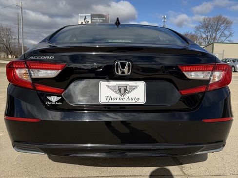 Used 2019 Honda Accord EX-L image 10