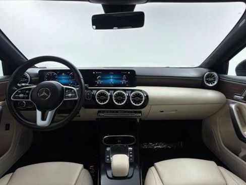 Used 2022 Mercedes-Benz A 220 image 25