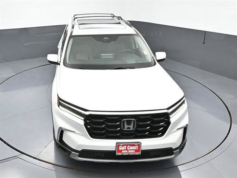 Used 2024 Honda Pilot Elite image 40