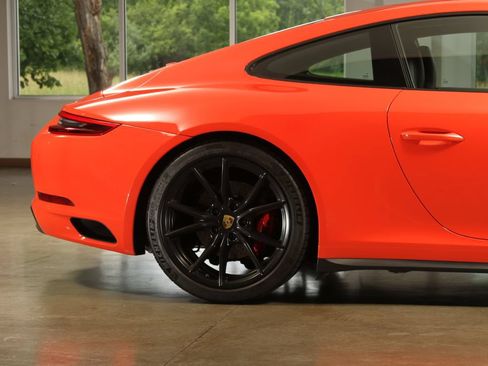 Used 2017 Porsche 911 Carrera GTS RWD image 12