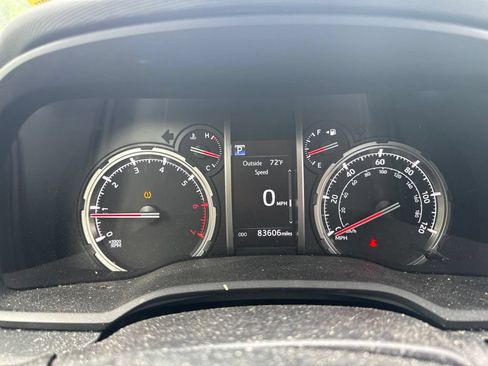Used 2022 Toyota 4Runner Limited AWD/4WD image 13