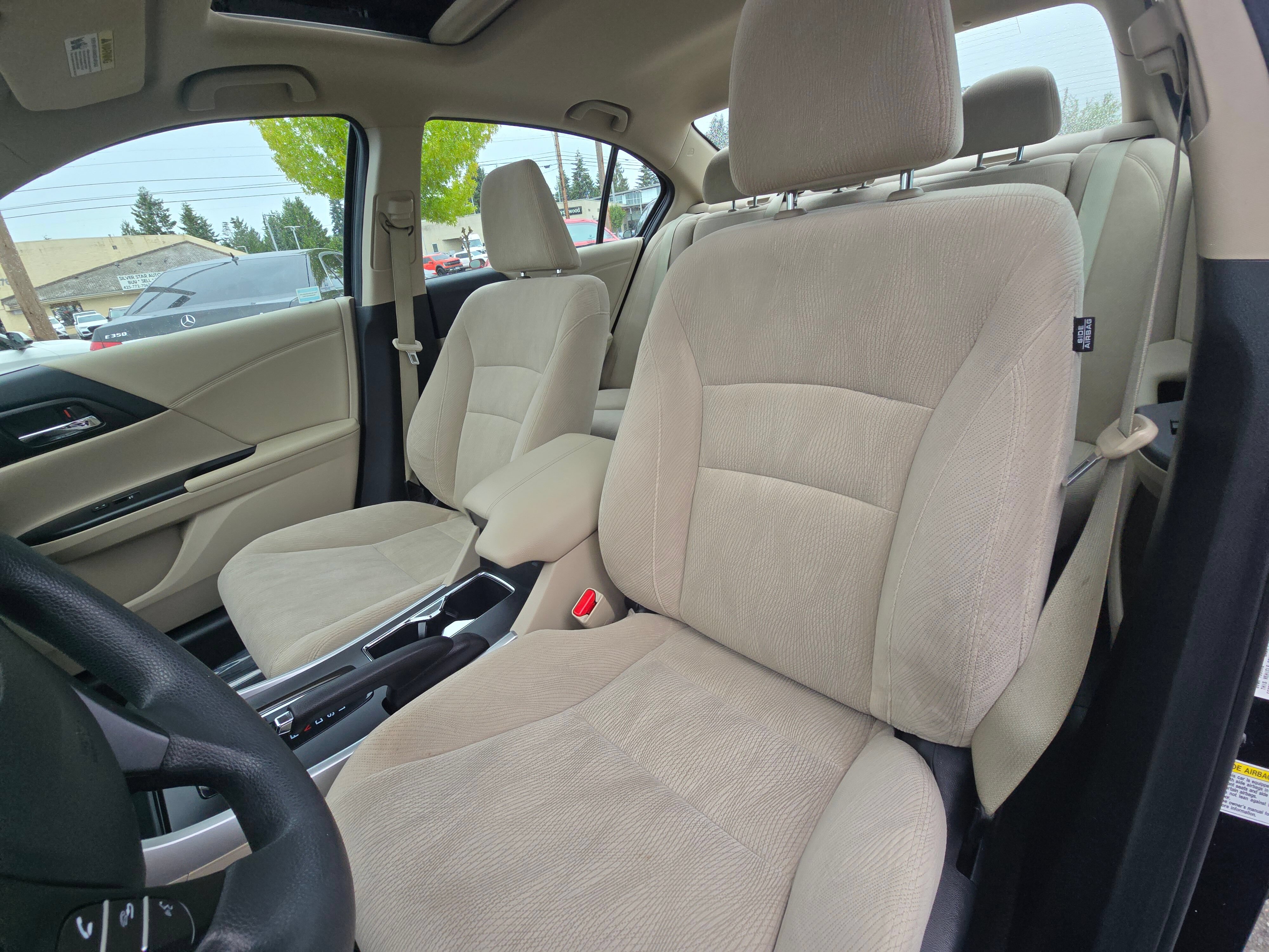 Used 2015 Honda Accord EX image 22