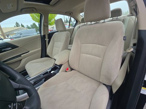 Used 2015 Honda Accord EX image 22