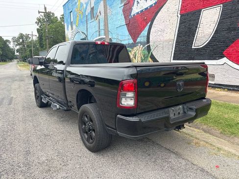 Used 2021 RAM 2500 Big Horn w/ Night Edition AWD/4WD image 5
