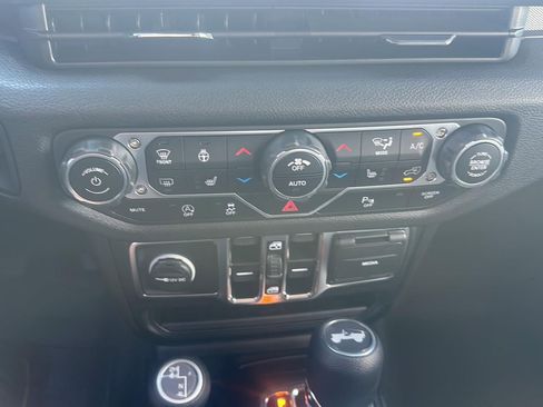 New 2025 Jeep Wrangler Unlimited Sport image 17