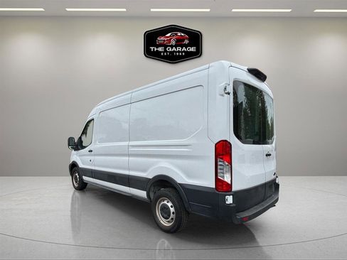 Used 2021 Ford Transit 250 Medium Roof RWD image 3