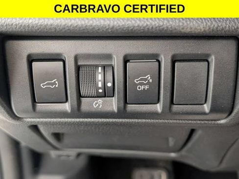 Used 2025 Subaru Outback Premium AWD/4WD image 14