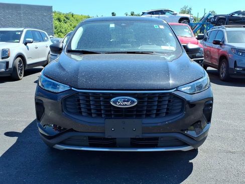 Used 2025 Ford Escape Active AWD/4WD image 4