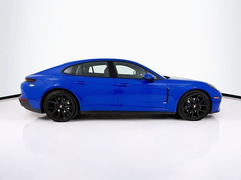 Certified 2025 Porsche Panamera RWD image 8