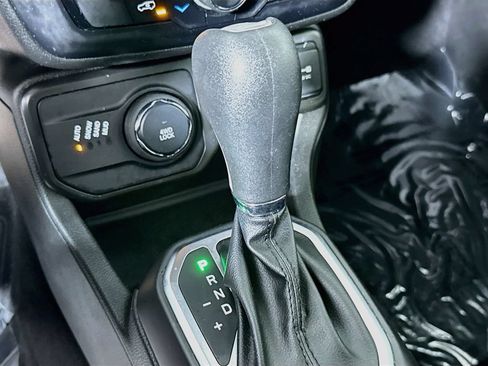 Used 2021 Jeep Renegade Sport AWD/4WD image 10