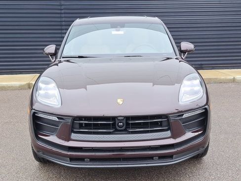 New 2026 Porsche Macan image 10