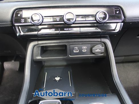 Used 2023 Honda Pilot Touring image 19