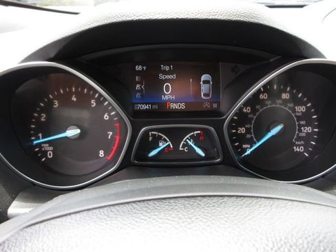 Used 2018 Ford Escape Titanium FWD image 18