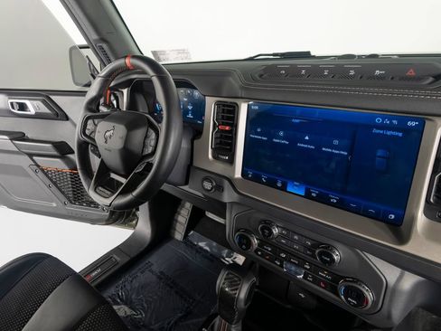 Used 2024 Ford Bronco Raptor w/ Interior Carbon Fiber Pack 6 AWD/4WD image 32