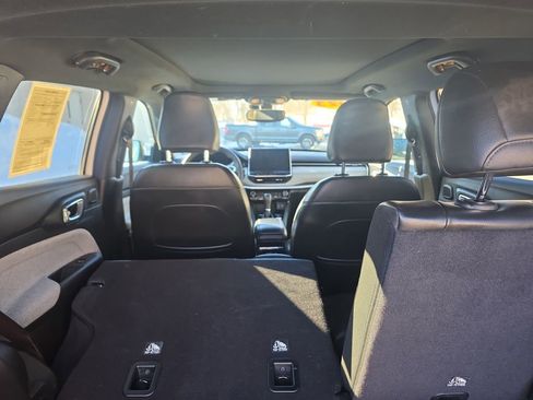 Used 2023 Jeep Compass Latitude w/ Sun and Sound Group image 20