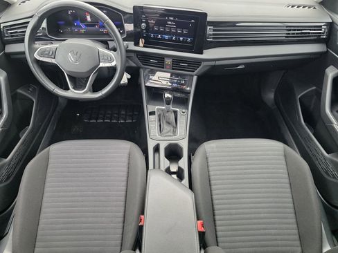 Used 2025 Volkswagen Jetta S image 18