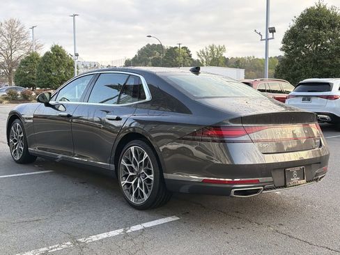 Used 2024 Genesis G90 3.5T image 5