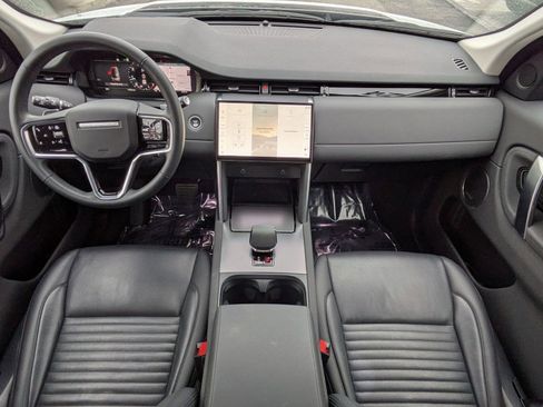 Used 2024 Land Rover Discovery Sport S image 16