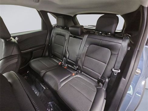 New 2025 Ford Escape SE w/ Class II Trailer Tow Package image 13