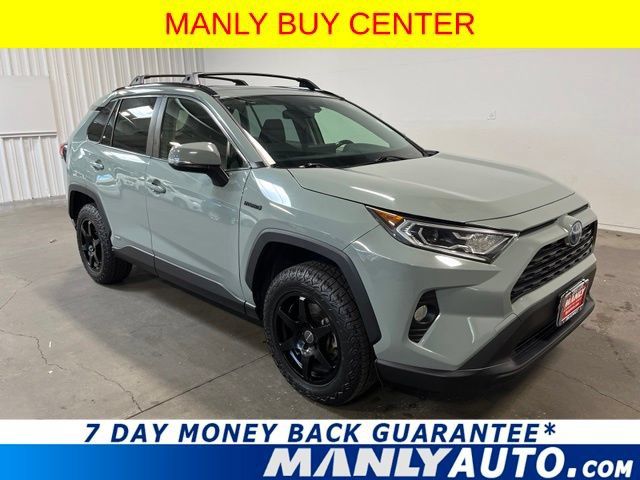 Used 2021 Toyota RAV4 XLE w/ Convenience Package AWD/4WD image 1