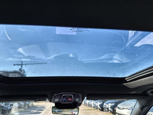 New 2025 Jeep Grand Cherokee Limited w/ Luxury Tech Group II image 24