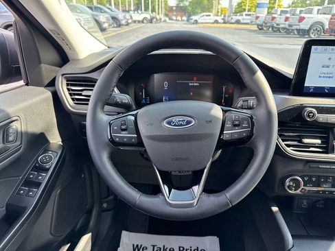 Used 2023 Ford Escape Active w/ Cold Weather Package image 17