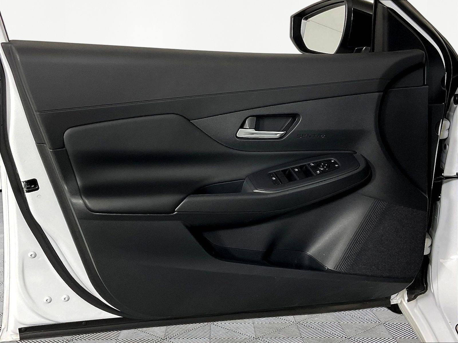 Certified 2026 Nissan Sentra SV w/ SV Convenience Package FWD image 20