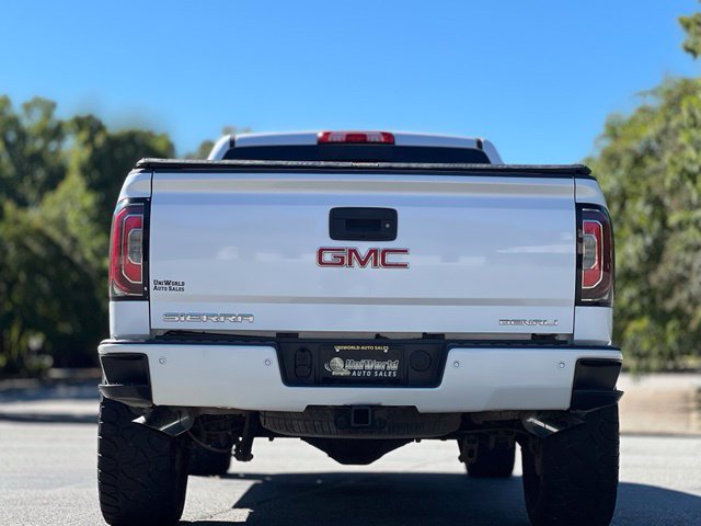 Used 2017 GMC Sierra 1500 Denali w/ Denali Ultimate Package AWD/4WD image 6