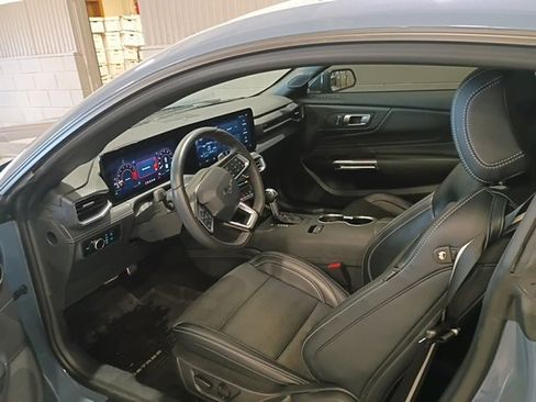 Used 2024 Ford Mustang GT Premium image 8