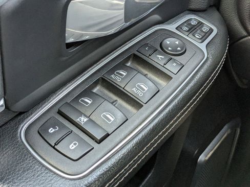 Used 2024 RAM 3500 Laramie image 24