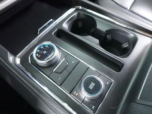 Certified 2023 Ford Expedition Max XLT image 16