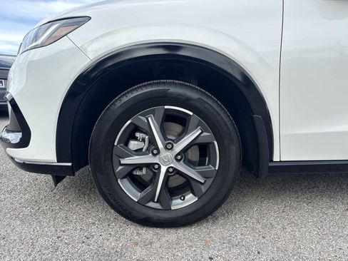 Used 2025 Honda HR-V EX-L image 8
