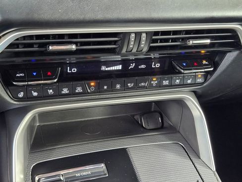 Used 2025 MAZDA CX-90 3.3 Turbo S w/ Premium Package image 18