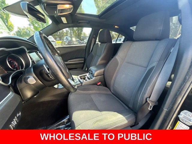 Used 2016 Dodge Charger R/T w/ Navigation & Travel Group RWD image 17