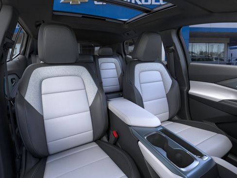 New 2026 Chevrolet Equinox EV LT AWD/4WD image 52