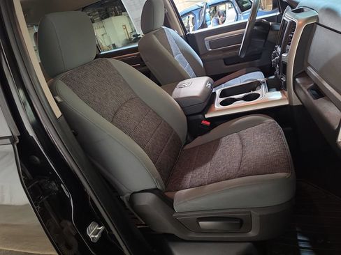 Used 2019 RAM 1500 Classic SLT AWD/4WD image 24