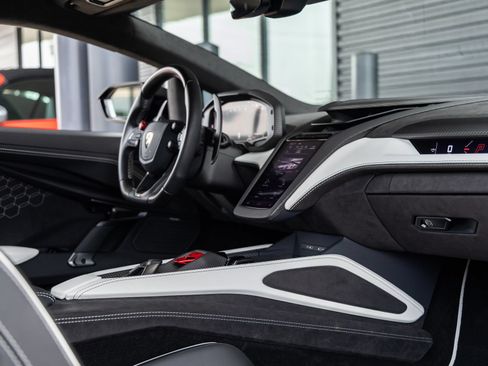 Used 2026 Lamborghini Revuelto AWD/4WD image 53