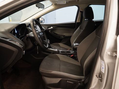 Used 2013 Ford Focus SE image 5