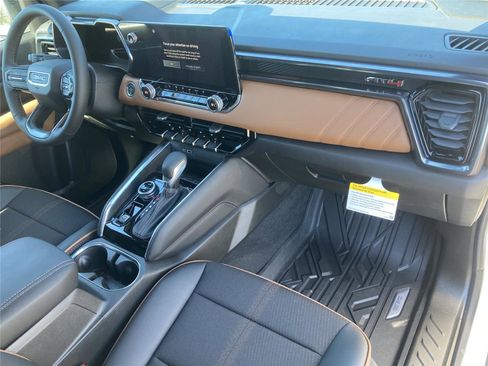 New 2026 GMC Canyon AT4 image 18