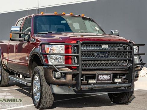 Used 2015 Ford F350 King Ranch w/ King Ranch w/Chrome Package image 12