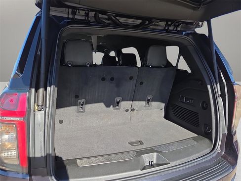 Used 2022 Chevrolet Tahoe Z71 w/ Luxury Package image 15
