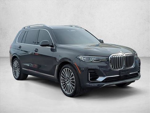 Used 2021 BMW X7 xDrive40i image 3
