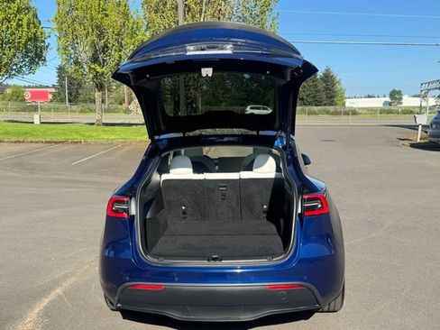 Used 2021 Tesla Model Y Performance AWD/4WD image 11