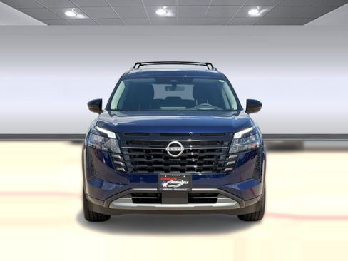 New 2026 Nissan Pathfinder Platinum FWD image 6